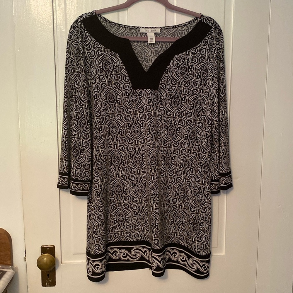 White House Black Market Large Tunic